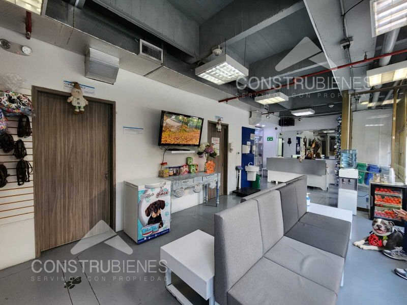 Local en venta Antioquia Sabaneta Aves María 145 m2 Habitaciones 0 Baños 0 Garajes 0 Precio $1400000000