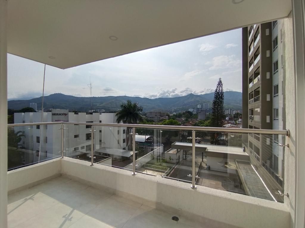 Apartamento en arriendo Valle Del Cauca Cali Urbanización La Flora 96 m2 Habitaciones 2 Baños 2 Garajes 1 Precio $2900000