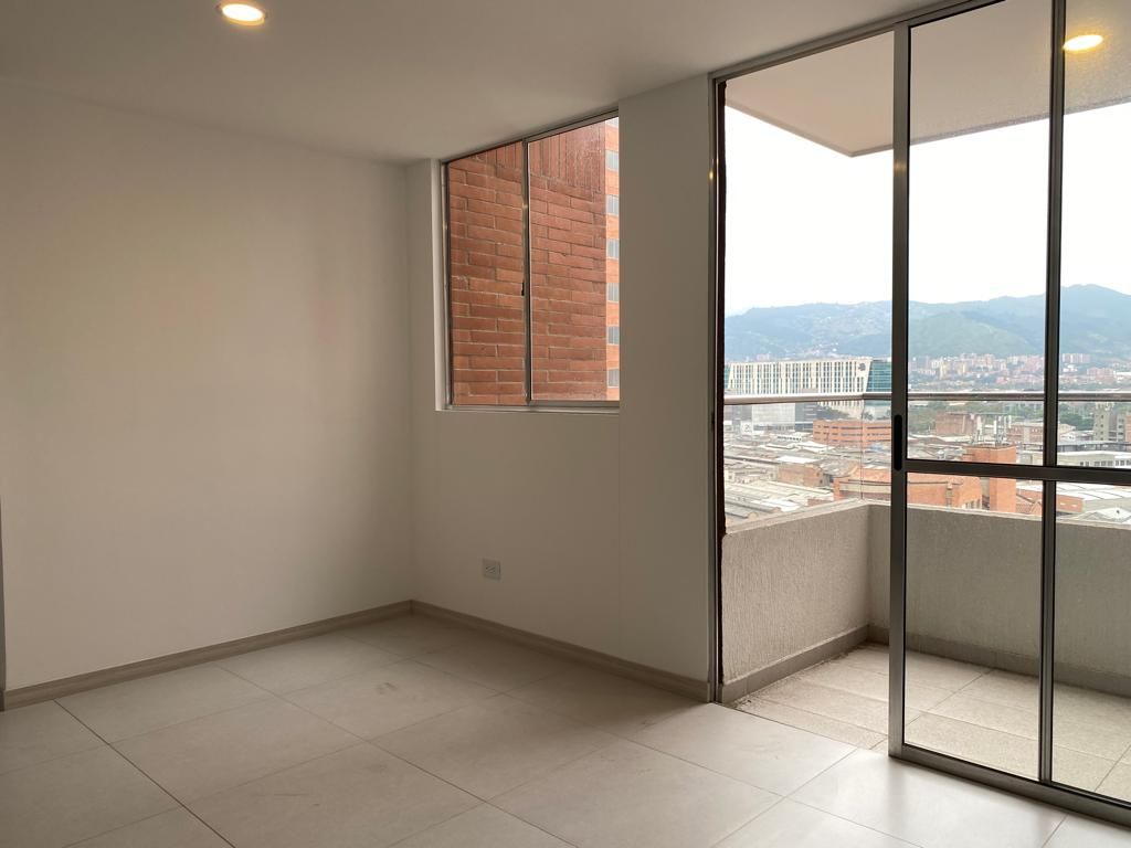 Apartamento en arriendo Antioquia Medellín Perpetuo Socorro 70 m2 Habitaciones 3 Baños 2 Garajes 2 Precio $3950000