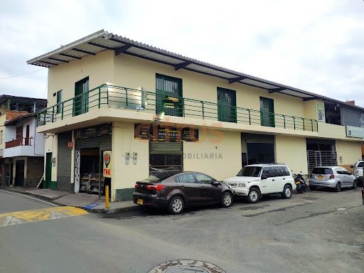 Local en arriendo Antioquia Rionegro Centro 162 m2 Habitaciones 0 Baños 2 Garajes 1 Precio $3500000