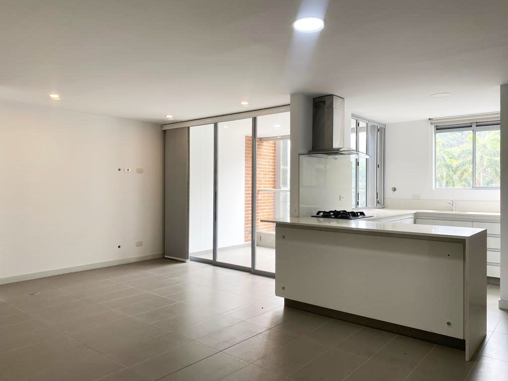 Apartamento en venta Antioquia Medellín Castropol 102 m2 Habitaciones 3 Baños 4 Garajes 3 Precio $640000000