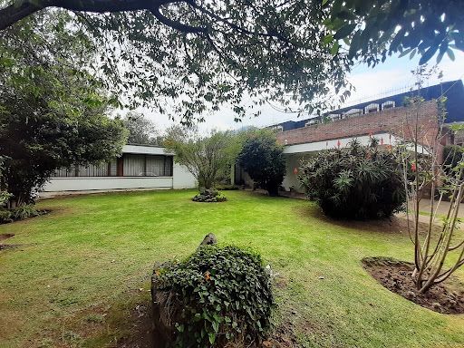 Casa en venta Cundinamarca Bogotá Santa Ana Oriental 417 m2 Habitaciones 5 Baños 4 Garajes 4 Precio $4500000000