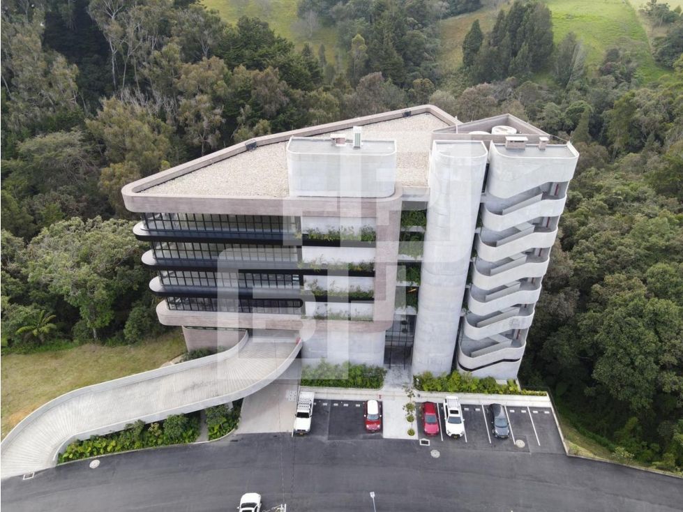 Oficina en arriendo Antioquia Envigado Envigado 214 m2 Habitaciones 0 Baños 4 Garajes 3 Precio $15000000