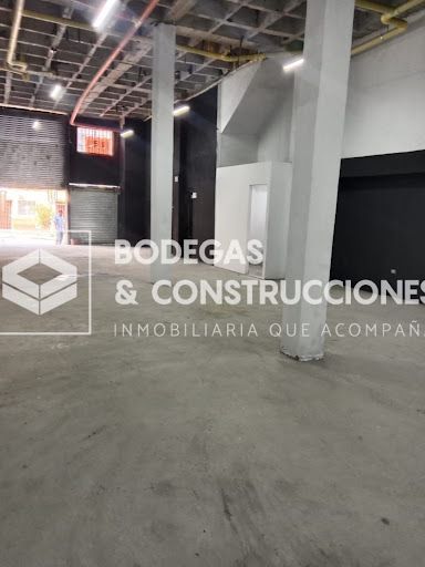 Bodega en venta Antioquia Medellín San Pedro 270 m2 Habitaciones 0 Baños 0 Garajes 1 Precio $1100000000