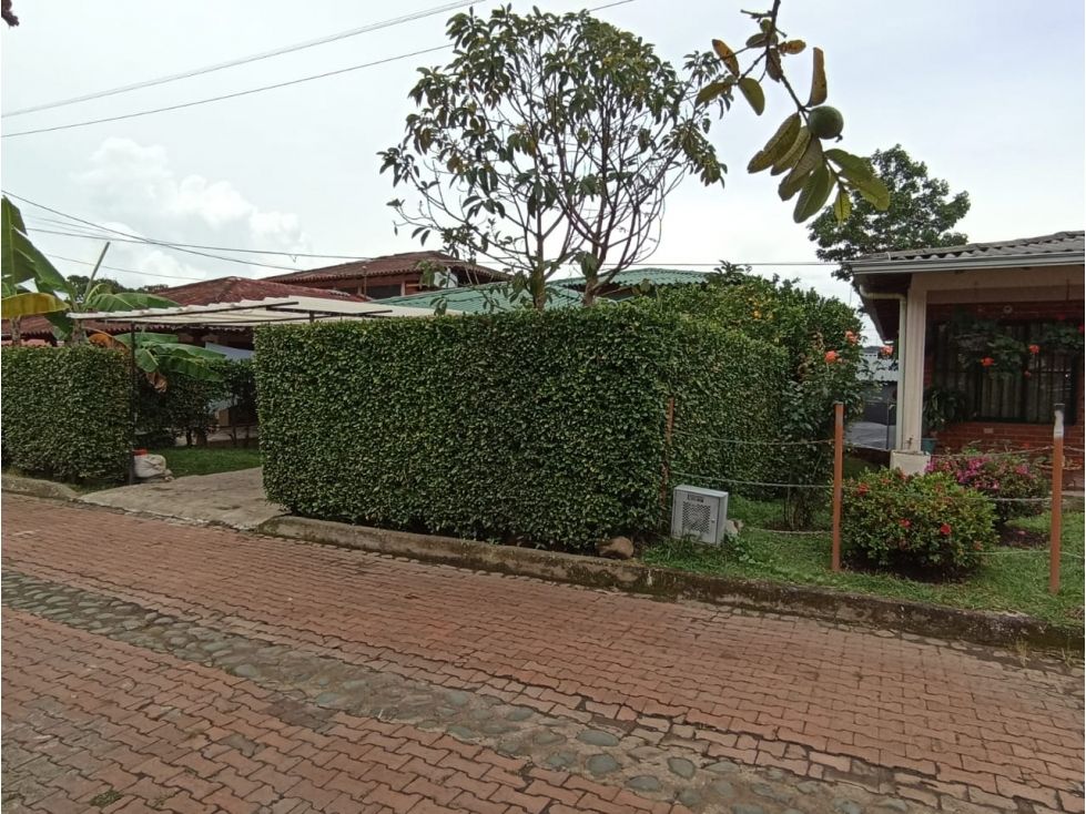 Casa en venta Valle Del Cauca Calima Calima 89 m2 Habitaciones 3 Baños 2 Garajes 3 Precio $380000000