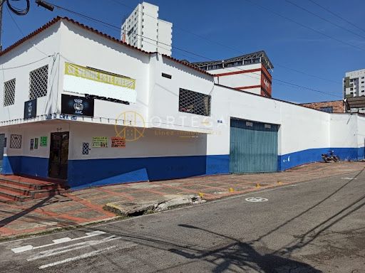 Bodega en arriendo o venta Santander Bucaramanga La Concordia 1000 m2 Habitaciones 0 Baños 6 Garajes 1 Precio venta $3500000000 Precio arriendo $16000000