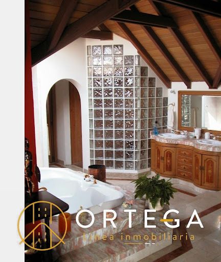 Casa en venta Santander Bucaramanga Lagos Del Cacique 640 m2 Habitaciones 7 Baños 6 Garajes 2 Precio $4587000000