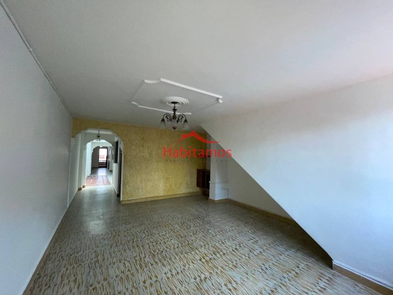 Casa en venta Antioquia Medellín Campo Valdes No1 98 m2 Habitaciones 4 Baños 1 Garajes 0 Precio $320000000