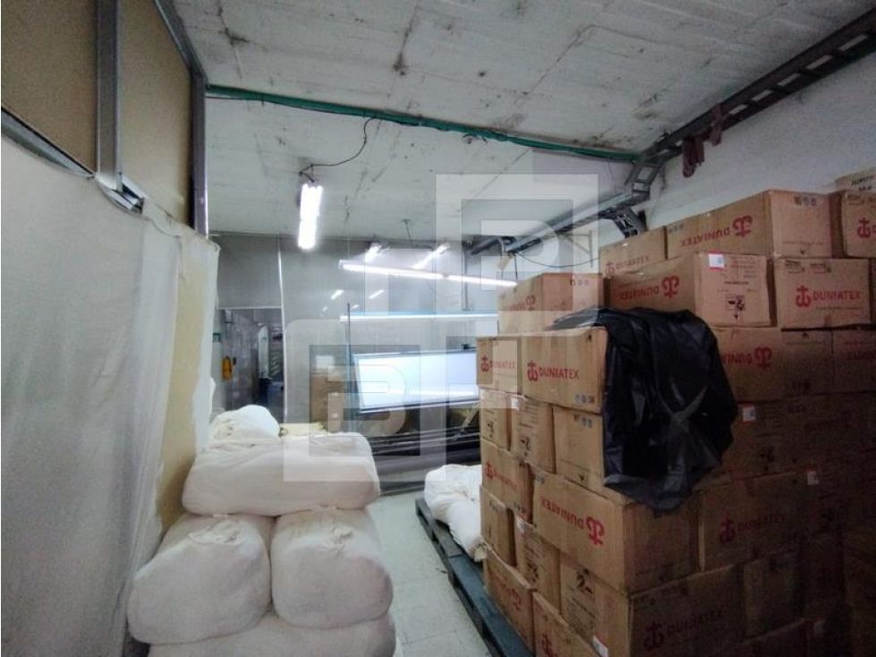 Bodega en arriendo Antioquia Medellín Campo Valdes No2 786 m2 Habitaciones 0 Baños 19 Garajes 3 Precio $25000000
