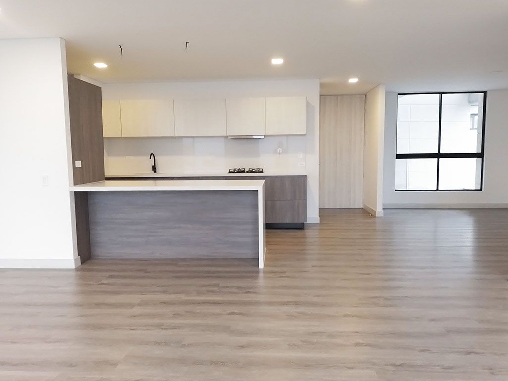 Apartamento en arriendo Antioquia Medellín Los Balsos No2 156 m2 Habitaciones 3 Baños 4 Garajes 2 Precio $8000000