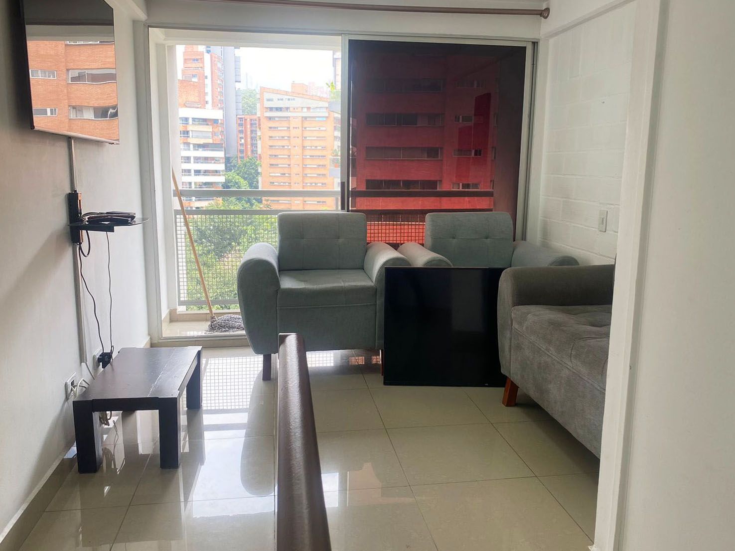 Apartamento en arriendo Antioquia Medellín Las Vegas 68 m2 Habitaciones 3 Baños 2 Garajes 2 Precio $3950000