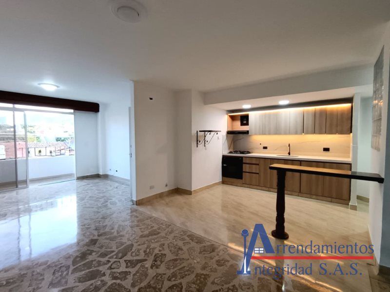 Apartamento en venta Antioquia Medellín La Castellana 90 m2 Habitaciones 3 Baños 2 Garajes 2 Precio $580000000
