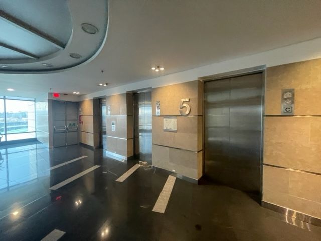 Oficina en arriendo Cundinamarca Bogotá Santa Rosa 255 m2 Habitaciones 0 Baños 10 Garajes 7 Precio $22500000