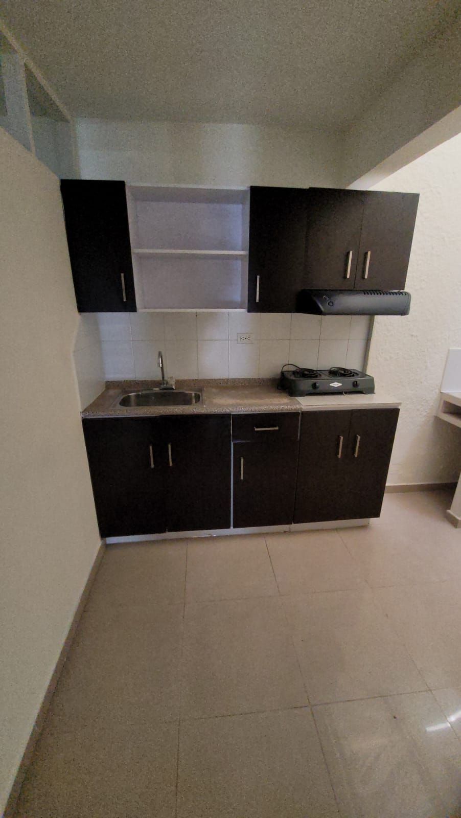 Apartaestudio en arriendo Antioquia Medellín Prado 20 m2 Habitaciones 1 Baños 1 Garajes 0 Precio $750000