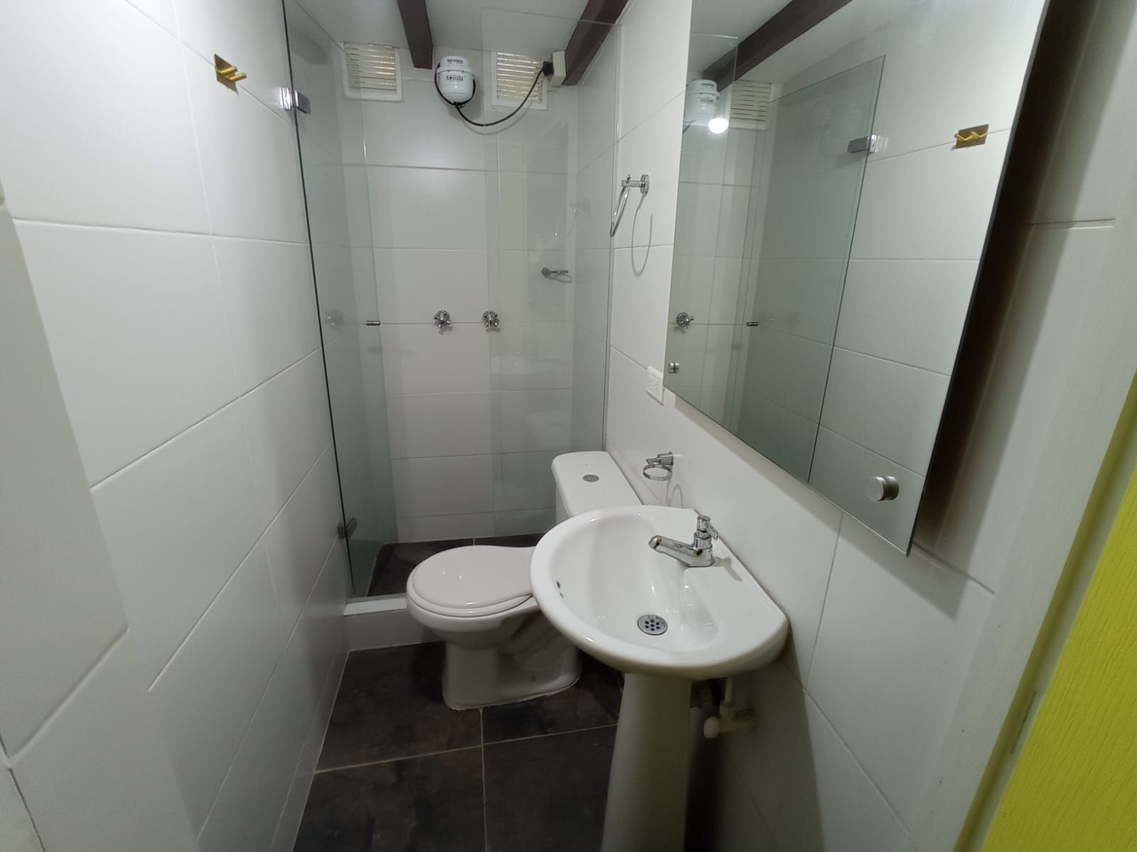 Finca en arriendo Antioquia Copacabana Copacabana 160 m2 Habitaciones 3 Baños 2 Garajes 2 Precio $4000000