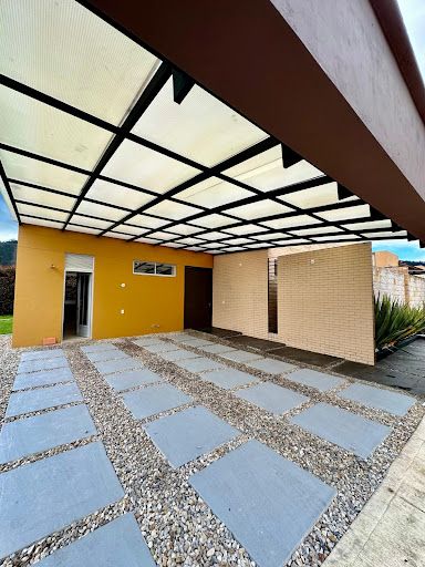 Casa en venta Cundinamarca Cajicá Vda Chuntame 446 m2 Habitaciones 5 Baños 6 Garajes 6 Precio $1300000000