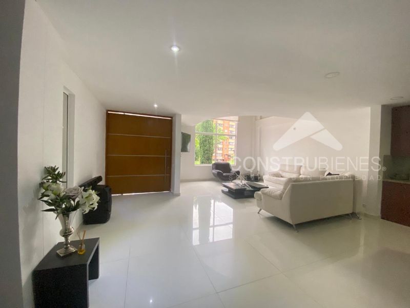 Casa en venta Antioquia Sabaneta Sabaneta 450 m2 Habitaciones 5 Baños 7 Garajes 1 Precio $1150000000