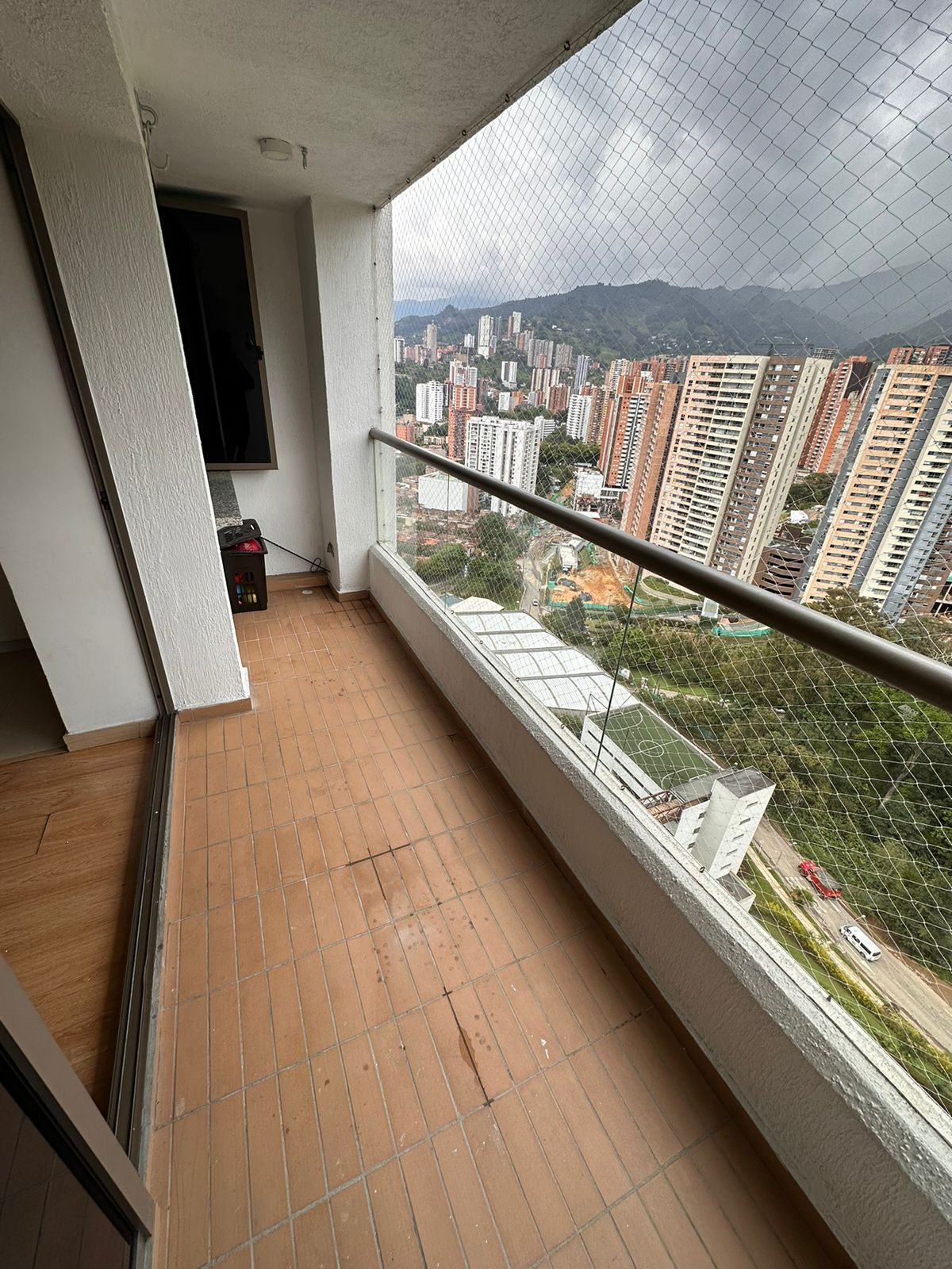 Apartamento en venta Antioquia Sabaneta Ciudadela Monteazul 75 m2 Habitaciones 3 Baños 2 Garajes 2 Precio $435000000