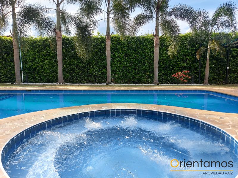 Casa en venta Antioquia Sopetrán Sopetran 320 m2 Habitaciones 4 Baños 8 Garajes 10 Precio $1500000000