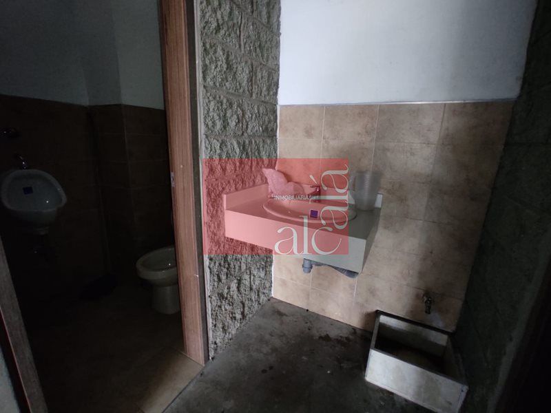 Bodega en arriendo Antioquia Envigado San José 1200 m2 Habitaciones 0 Baños 4 Garajes 0 Precio $26000000