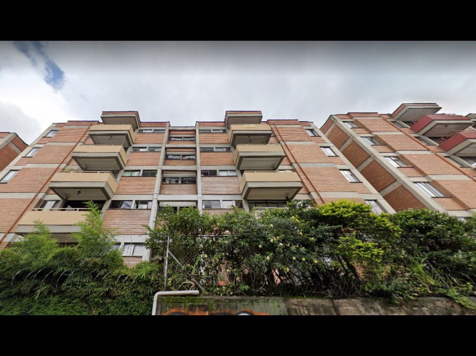 Casa en venta Antioquia Medellín Calasanz Parte Alta 215 m2 Habitaciones 4 Baños 6 Garajes 2 Precio $750000000