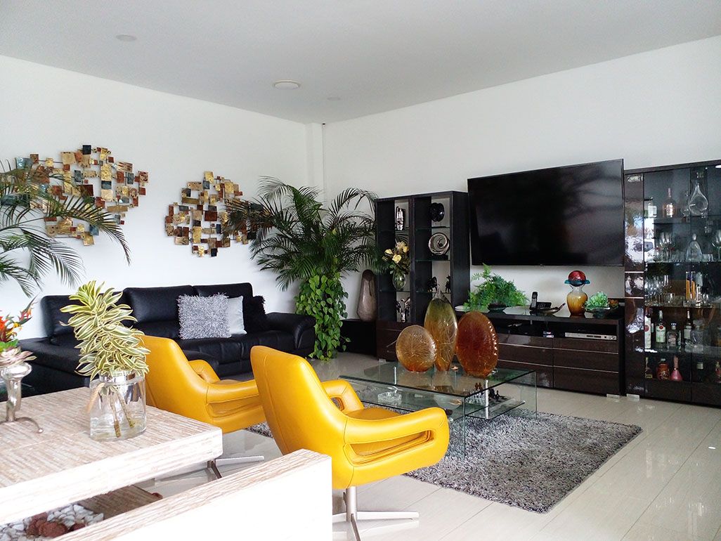 Casa en venta Antioquia Envigado Loma Del Atravesado 574 m2 Habitaciones 4 Baños 17 Garajes 10 Precio $6000000000