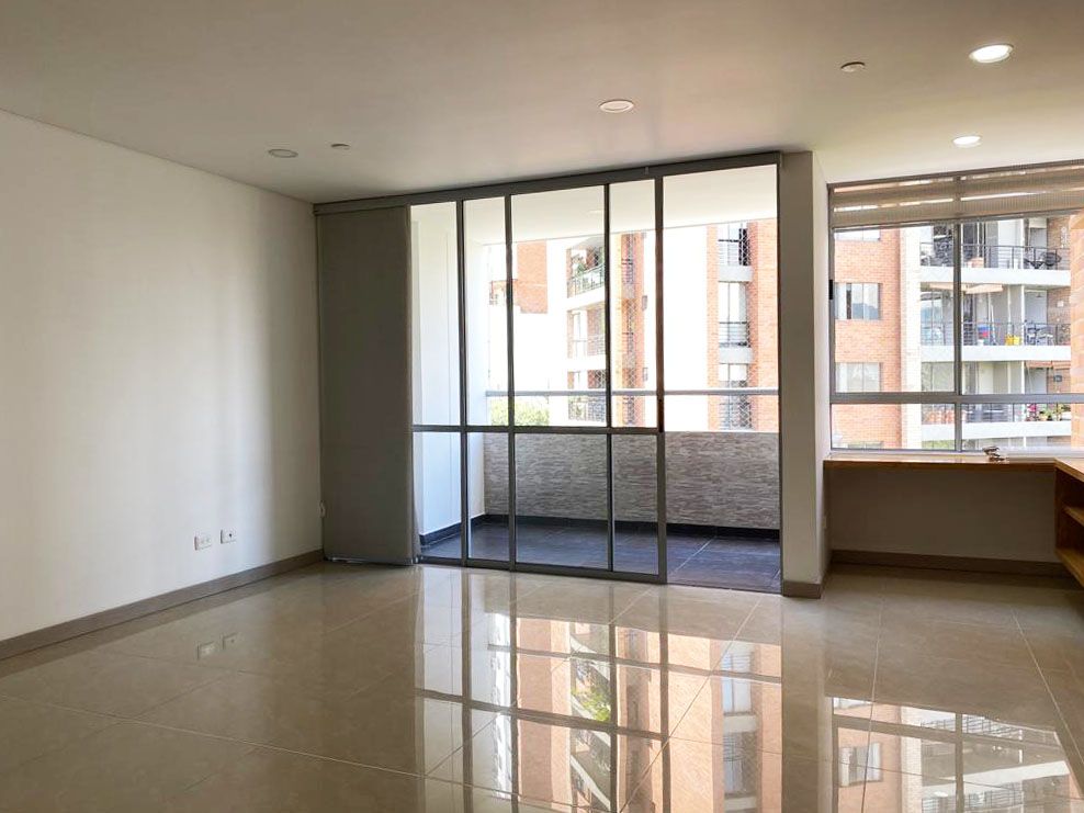 Apartamento en arriendo Antioquia Medellín Colombia 90 m2 Habitaciones 3 Baños 4 Garajes 3 Precio $4900000
