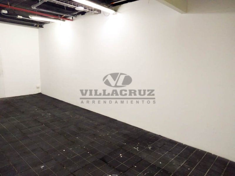 Local en arriendo Antioquia Medellín La Candelaria 32 m2 Habitaciones 0 Baños 0 Garajes 0 Precio $2080000