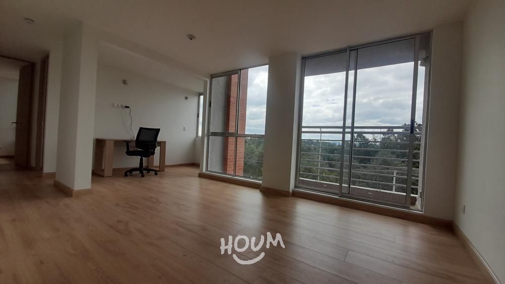 Apartamento en arriendo Cundinamarca Bogotá El Dorado 69 m2 Habitaciones 3 Baños 2 Garajes 1 Precio $2500000