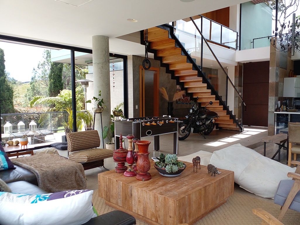 Casa en arriendo Antioquia Envigado Loma Del Atravesado 450 m2 Habitaciones 3 Baños 6 Garajes 10 Precio $23000000