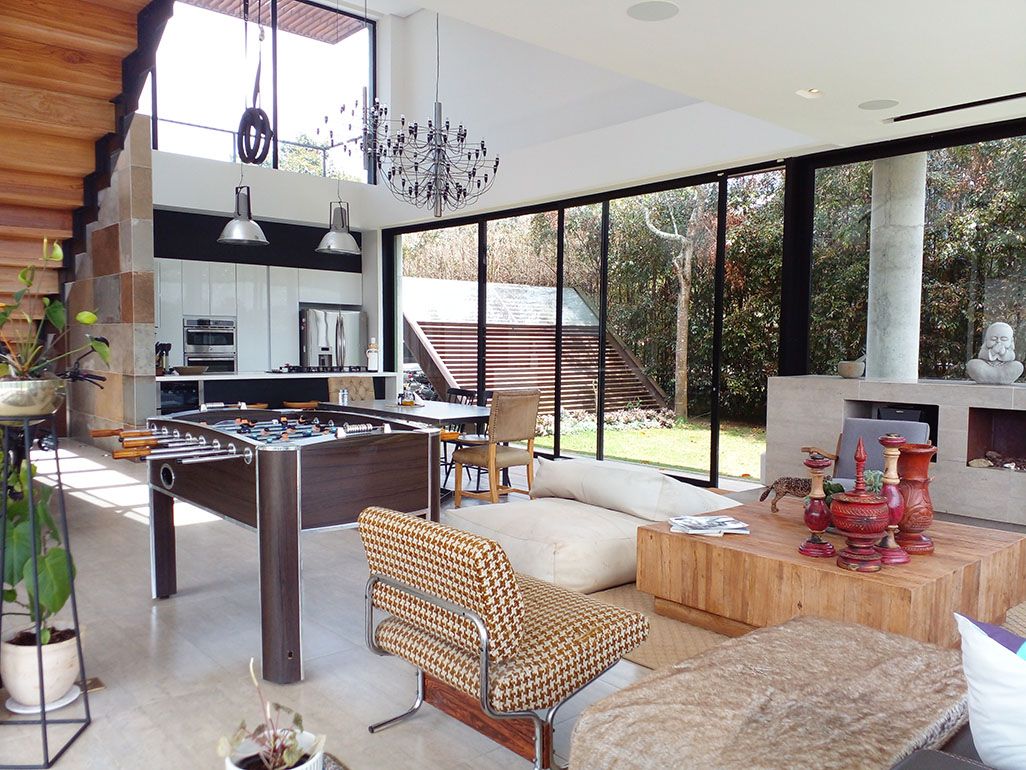 Casa en arriendo Antioquia Envigado Envigado 450 m2 Habitaciones 3 Baños 6 Garajes 10 Precio $19000000