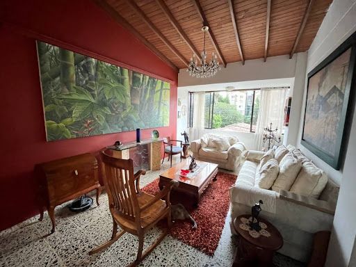 Apartamento en venta Antioquia Medellín Las Acacias 135 m2 Habitaciones 3 Baños 2 Garajes 2 Precio $550000000