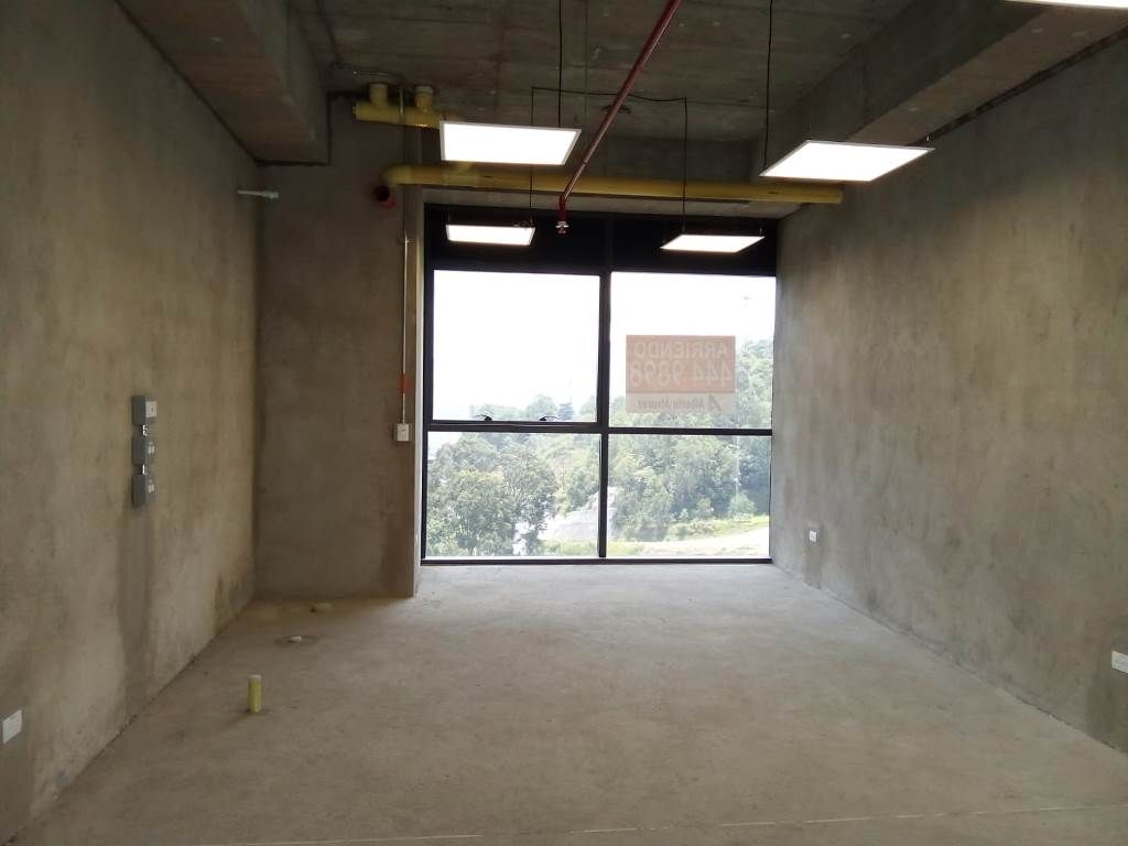 Oficina en arriendo o venta Antioquia Medellín Las Palmas 72 m2 Habitaciones 0 Baños 10 Garajes 3 Precio venta $910000000 Precio arriendo $5000000