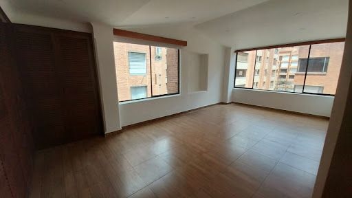 Apartamento en venta Cundinamarca Bogotá La Carolina 280 m2 Habitaciones 5 Baños 4 Garajes 4 Precio $1600000000