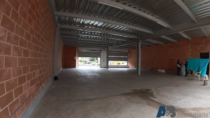 Bodega en arriendo Antioquia Medellín La America 360 m2 Habitaciones 0 Baños 2 Garajes 0 Precio $20000000