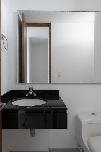 Oficina en venta Bolívar Cartagena Manga 43 m2 Habitaciones 0 Baños 1 Garajes 1 Precio $355000000