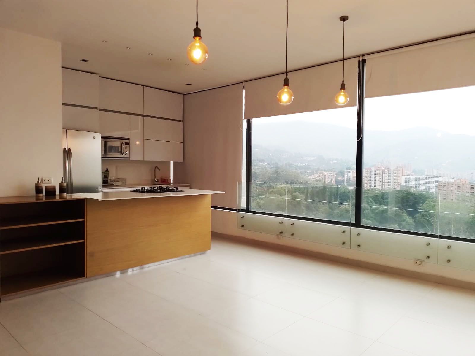 Apartamento en arriendo Antioquia Medellín San Lucas 88 m2 Habitaciones 2 Baños 2 Garajes 3 Precio $8000000