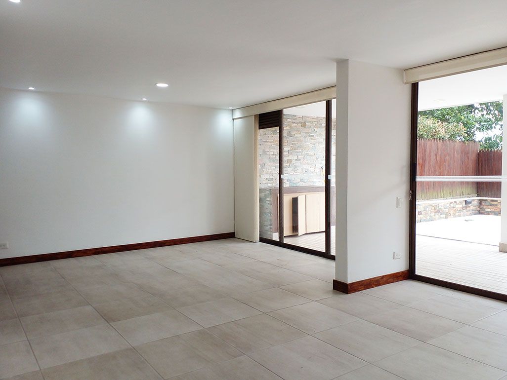 Casa en arriendo Antioquia Envigado El Chocho 190 m2 Habitaciones 3 Baños 6 Garajes 5 Precio $12800000
