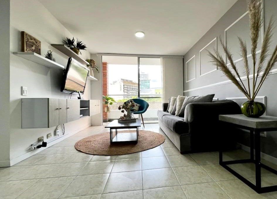 Apartamento en arriendo Antioquia Medellín La Aguacatala 88 m2 Habitaciones 3 Baños 2 Garajes 3 Precio $5700000