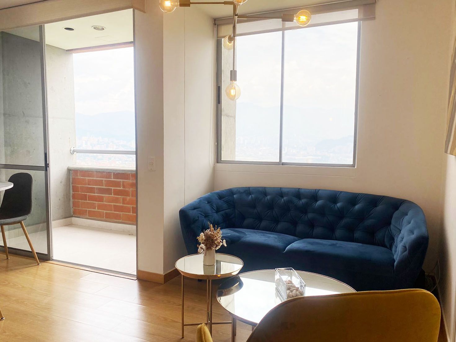 Apartamento en arriendo Antioquia Envigado Villa Grande 71 m2 Habitaciones 2 Baños 2 Garajes 3 Precio $4150000