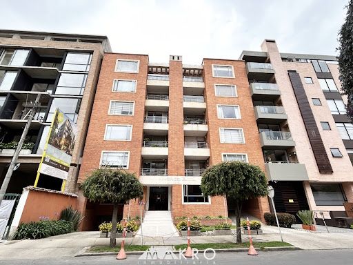 Apartamento en venta Cundinamarca Bogotá Santa Barbara Occidental 129 m2 Habitaciones 3 Baños 6 Garajes 3 Precio $750000000