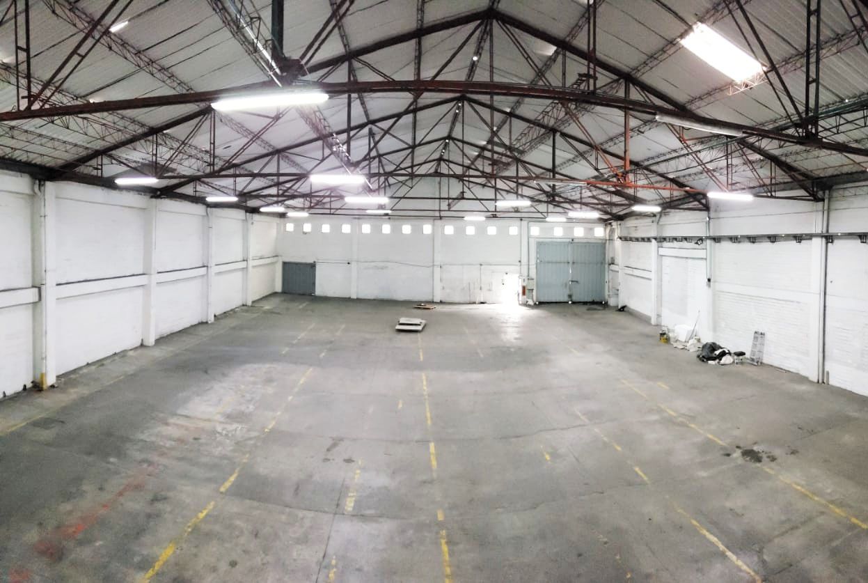 Bodega en arriendo Antioquia Itagüí La Esmeralda 950 m2 Habitaciones 0 Baños 6 Garajes 1 Precio $35000000