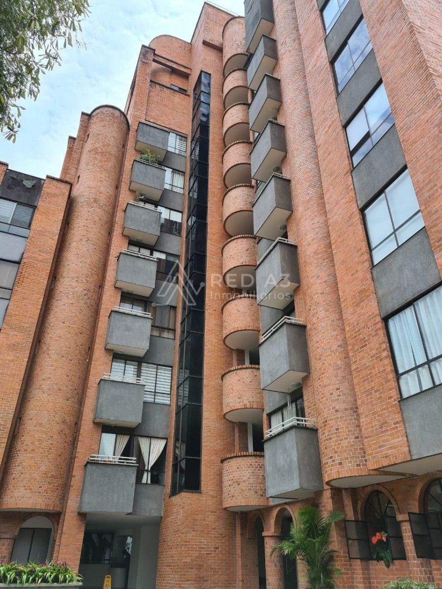 Apartamento en arriendo Risaralda Pereira Pinares De San Martin 100 m2 Habitaciones 2 Baños 2 Garajes 2 Precio $4100000