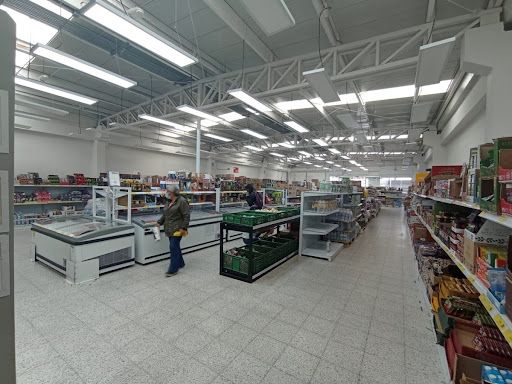 Bodega en venta Cundinamarca Bogotá Millan 367 m2 Habitaciones 0 Baños 2 Garajes 4 Precio $2400000000