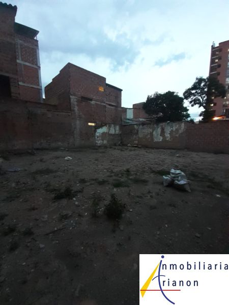 Lote en venta Antioquia Medellín San Bernardo 218 m2 Habitaciones 0 Baños 0 Garajes 0 Precio $900000000