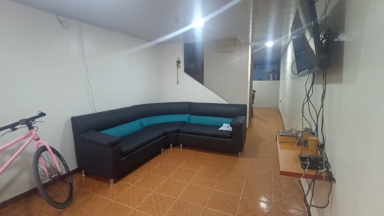 Casa en venta Cundinamarca Bogotá El Rincon 105 m2 Habitaciones 7 Baños 2 Garajes 1 Precio $270000000