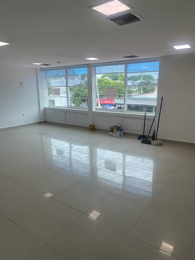 Oficina en arriendo Bolívar Cartagena La Paz 64 m2 Habitaciones 0 Baños 0 Garajes 2 Precio $2600000