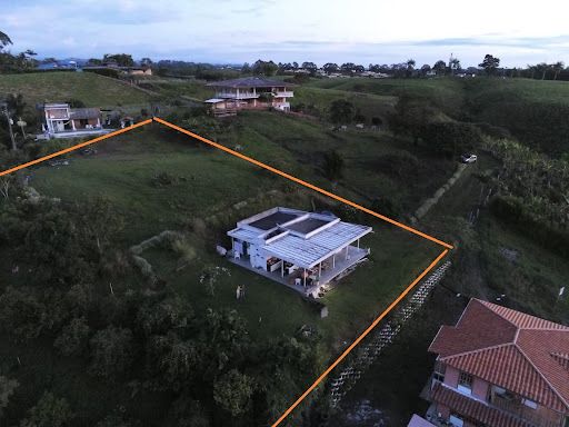 Casa en arriendo Risaralda Pereira Ur San Marcos 150 m2 Habitaciones 2 Baños 2 Garajes 4 Precio $3500000