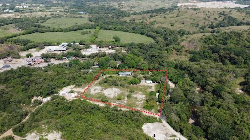 Lote en venta Huila Palermo Palermo 1 m2 Habitaciones 0 Baños 10 Garajes 1 Precio $550000000