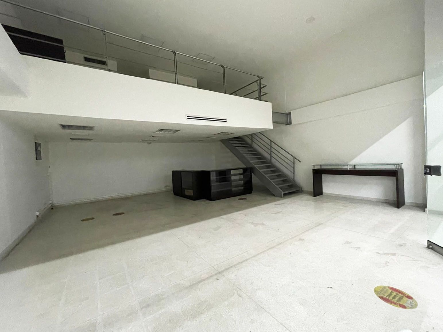 Local en arriendo Antioquia Medellín Colombia 95 m2 Habitaciones 0 Baños 0 Garajes 1 Precio $7800000